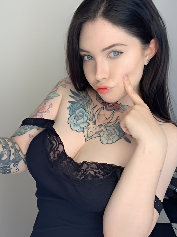 Дарья привлекальеная девушка из Зугреса цена от 4000 руб