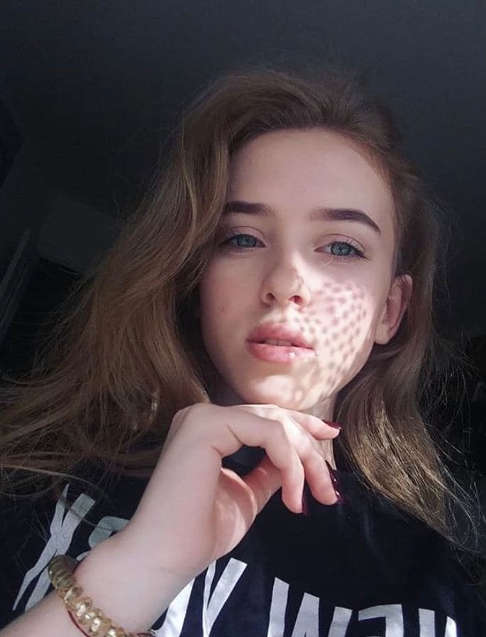 🎥 Алекса привлекальеная девушка из Зугреса цена от 5000 руб