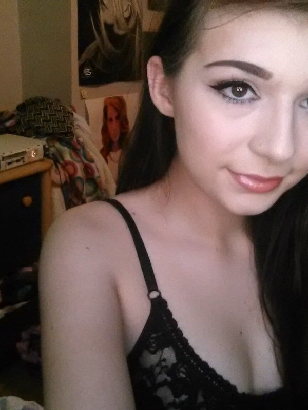 Светланка привлекательная девушка из Зугреса цена от 3500 руб